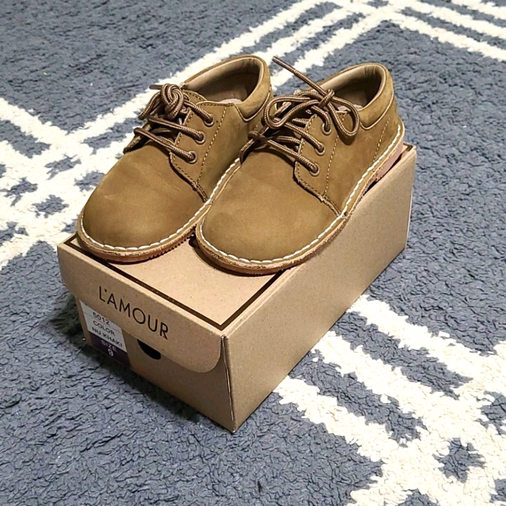 L'Amour Tan Suede Shoes